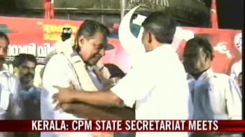 Video : Kerala CPM meets over Pinarayi case