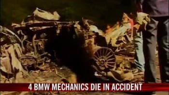 Video : BMW catches fire: 4 die