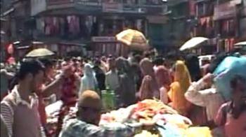 Video : Srinagar gears up for Eid