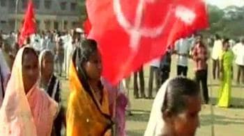 Maoists kill four jawans, dare govt to counter Naxal terror