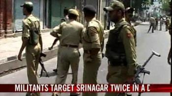 Video : 2 cops killed in twin attacks in Srinagar