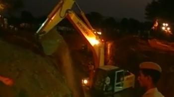 Efforts on to save child trapped in a borewell