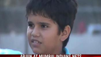 Son joins Sachin Tendulkar in net practice