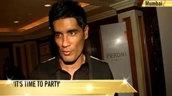 Manish lives it up with B-town buddies