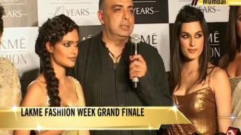 Tarun Tahiliani's spectacular grand finale