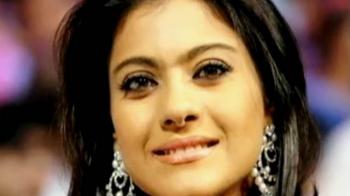 Kajol strikes with her simplicity