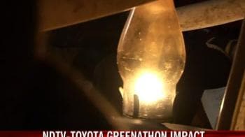 Video : Lighting up lives: Solar lamps for students