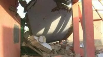 Video : Bihar: Naxals blow up school in Aurangabad