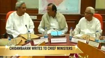 Video : Anti-Naxal plan: Home Minister calls CMs' meet