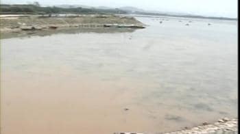 Video : Chandigarh: Water level at Sukhna Lake recedes