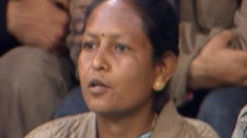 Does illiteracy make Naxalism attractive?