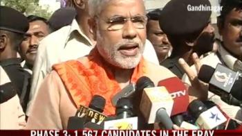 Narendra Modi casts his vote in Gandhinagar
