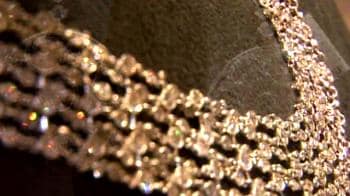 Video : Classic jewels for fashion aficionados