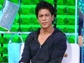 Video : SRK speaks to the villagers